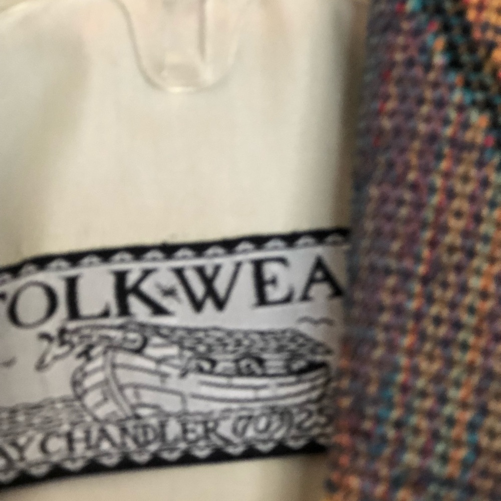 Woman’s jacket - Picture 3 of 4